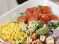 Ensalada de Pollo Asado